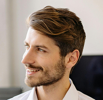 Portret Michaela Brennana, CTO i lidera technologicznego w sektorze fintech oraz crypto